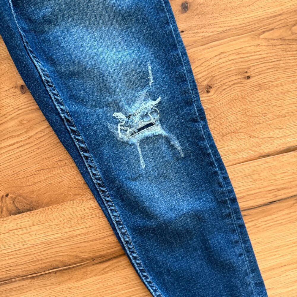 Zara Kids  Distressed Blue Jeans - Picture 4 of 12